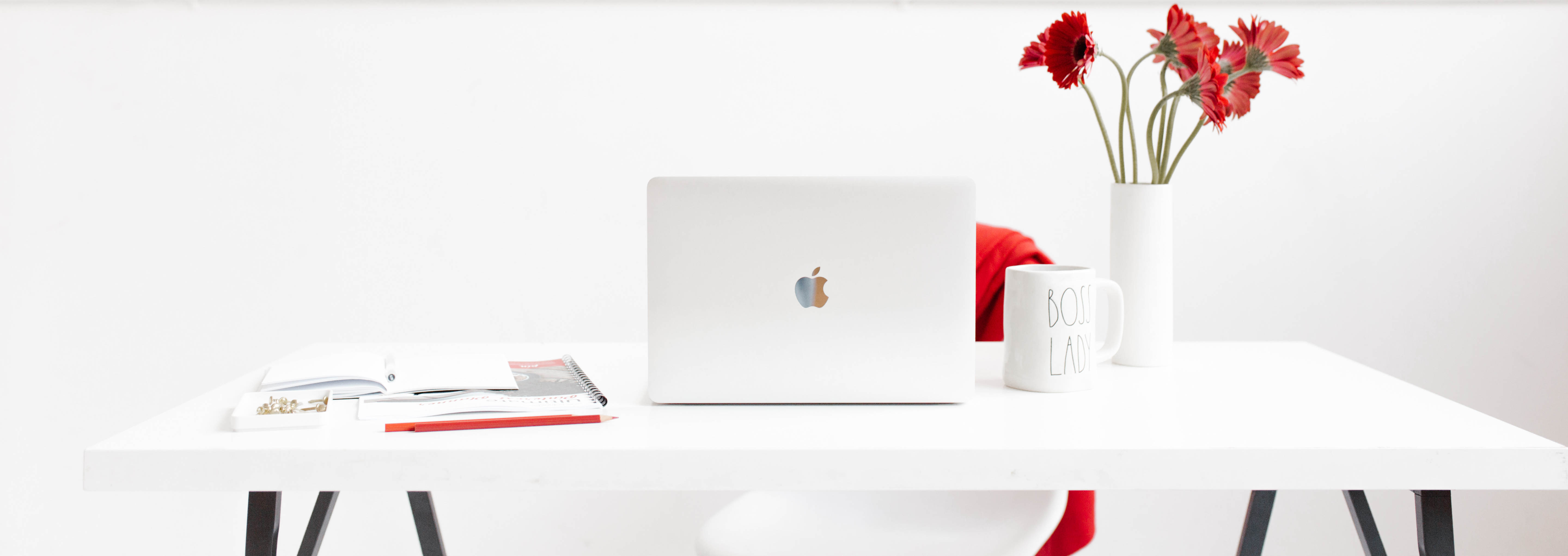 minimalist red and white work space.